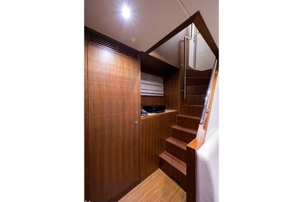 2019 Ocean Alexander 100