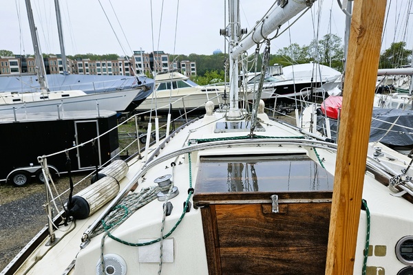 Shambala 34ft Sabre Yacht For Sale
