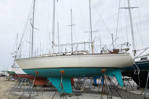 1985 Sabre 34