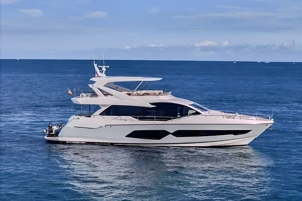 2019 Sunseeker 76