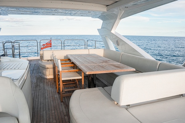 SOLAIRE 76ft Sunseeker Yacht For Sale