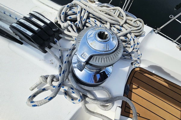 Channel Surfer 41ft Hunter Yacht For Sale