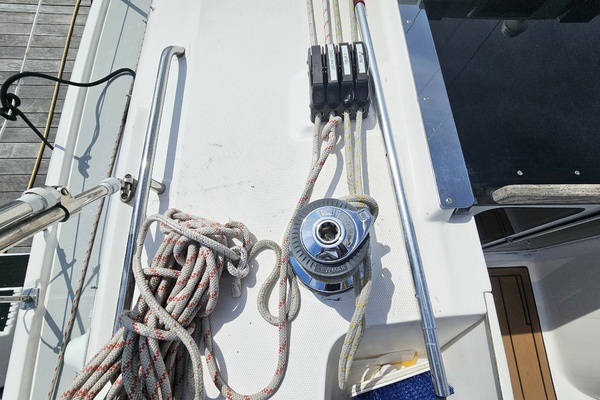 Channel Surfer 41ft Hunter Yacht For Sale