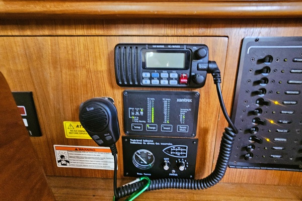 Channel Surfer 41ft Hunter Yacht For Sale