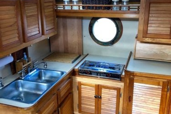 Trilogy 38ft Benford Yacht For Sale