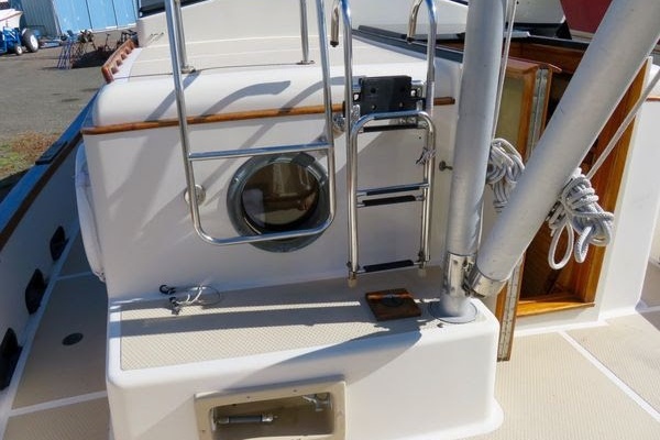 Trilogy 38ft Benford Yacht For Sale