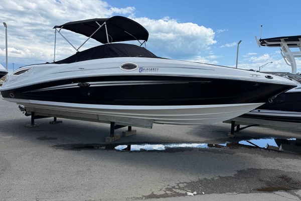 30-ft-Sea Ray-2013-300 Sundeck-Sea Bright New Jersey United States yacht for sale