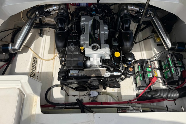 30ft Sea Ray Yacht For Sale