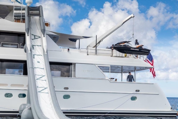 2008 Westport 130