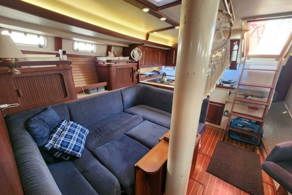 Radiance 41ft Morgan Yacht For Sale