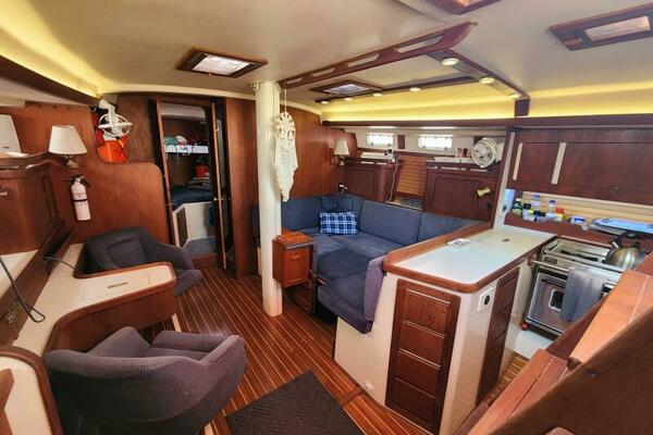 Radiance 41ft Catalina Morgan Yacht For Sale
