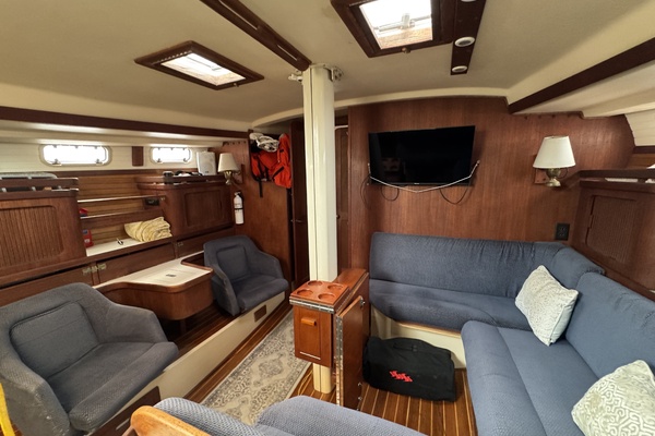 Radiance 41ft Catalina Morgan Yacht For Sale