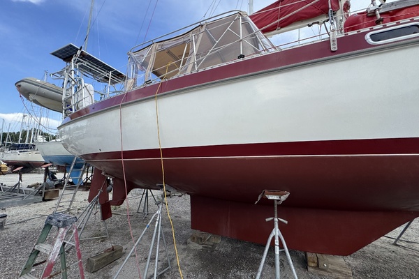 Radiance 41ft Catalina Morgan Yacht For Sale