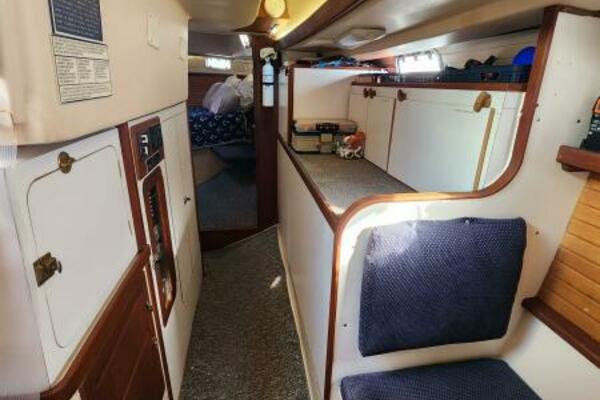 Radiance 41ft Catalina Morgan Yacht For Sale