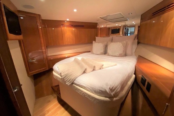 SOGGY DAWG IV 64ft Hatteras Yacht For Sale