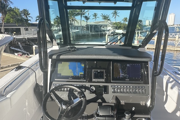 Blackfin 272 CC - Helm