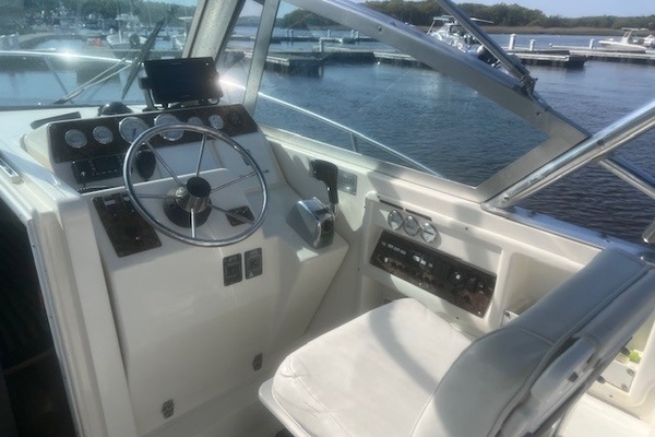 SWEET CLARALINE 28ft Pursuit Yacht For Sale