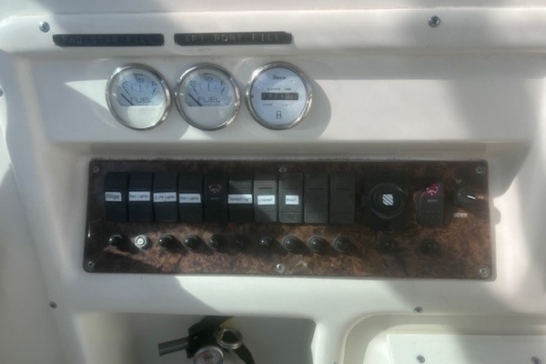 SWEET CLARALINE 28ft Pursuit Yacht For Sale