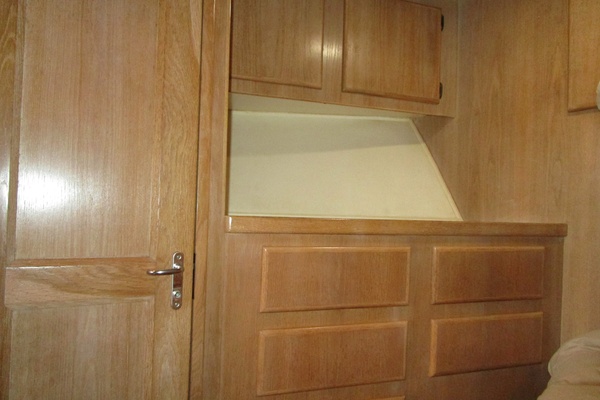THIS OLD HATT 53ft Hatteras Yacht For Sale
