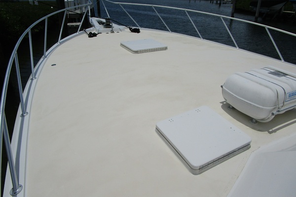 THIS OLD HATT 53ft Hatteras Yacht For Sale