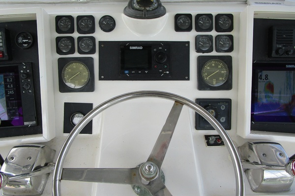 THIS OLD HATT 53ft Hatteras Yacht For Sale