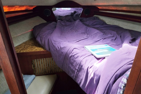 33ft Cruisers Yachts Yacht For Sale