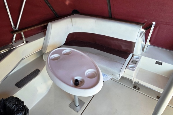 33ft Cruisers Yachts Yacht For Sale