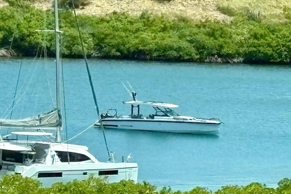 2024 Axopar 37