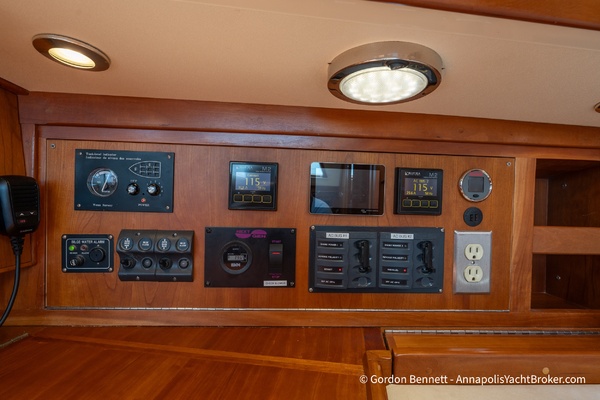 Silver Girl 44ft Tartan Yacht For Sale
