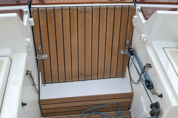 Silver Girl 44ft Tartan Yacht For Sale