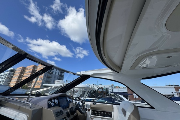 2016 Regal 35