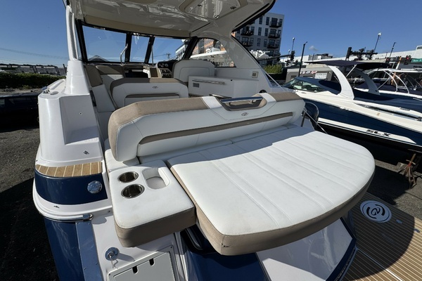 2016 Regal 35