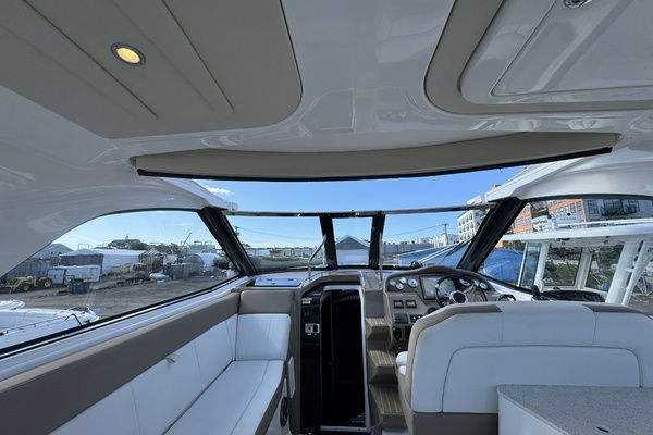 2016 Regal 35
