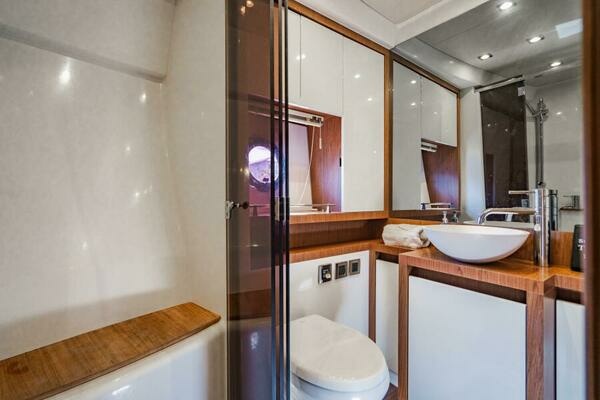 2016 Beneteau 49