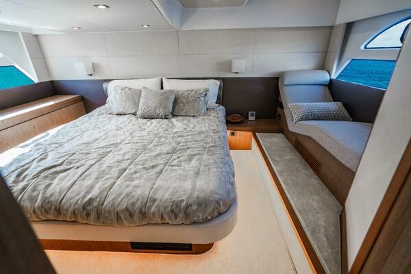 49ft Beneteau Yacht For Sale