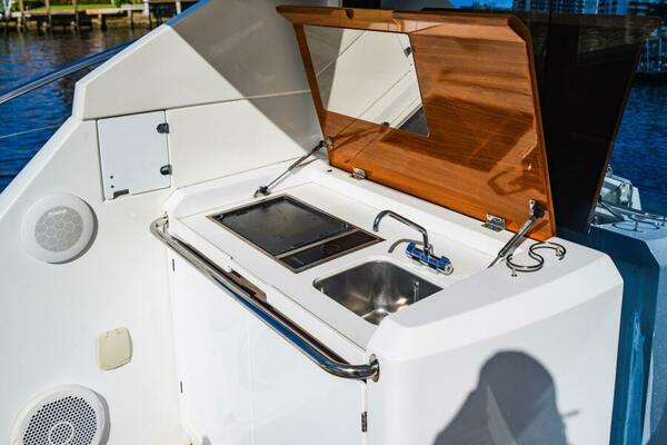 49ft Beneteau Yacht For Sale