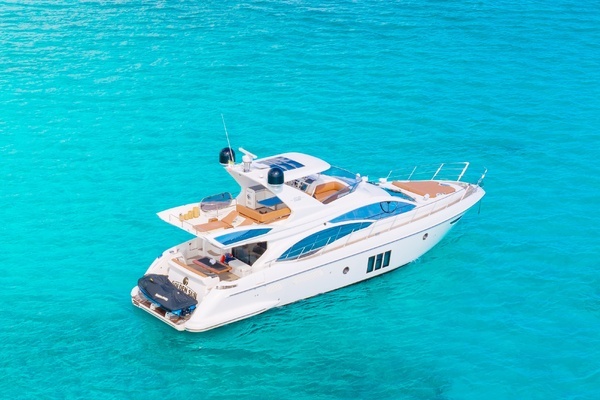 Photo of the 2011 Azimut 58 Fly "GOLDEN SUN"
