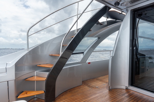 83ft Pershing Yacht For Sale