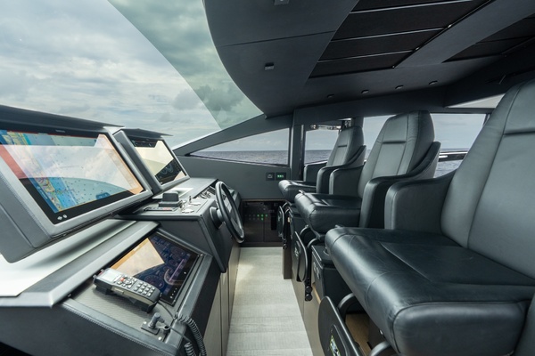83ft Pershing Yacht For Sale