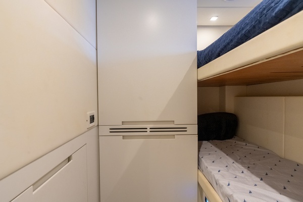 83ft Pershing Yacht For Sale