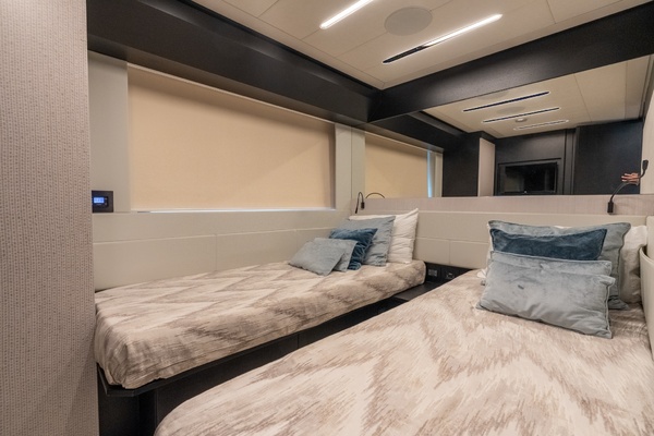 83ft Pershing Yacht For Sale