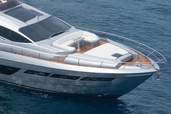 Pershing 8X Yacht For Sale
