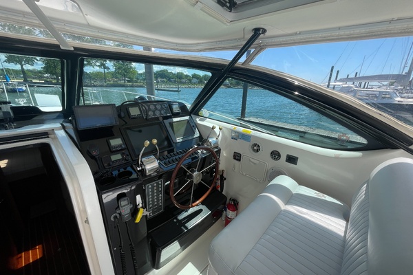2004 Tiara 3800 Open helm