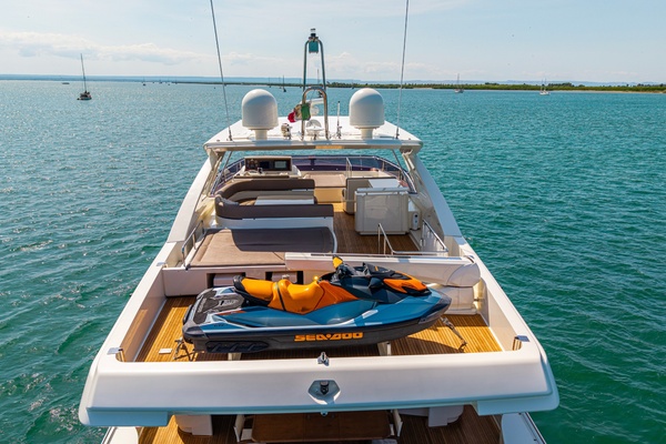 PAPAITO 80ft Ferretti Yachts Yacht For Sale