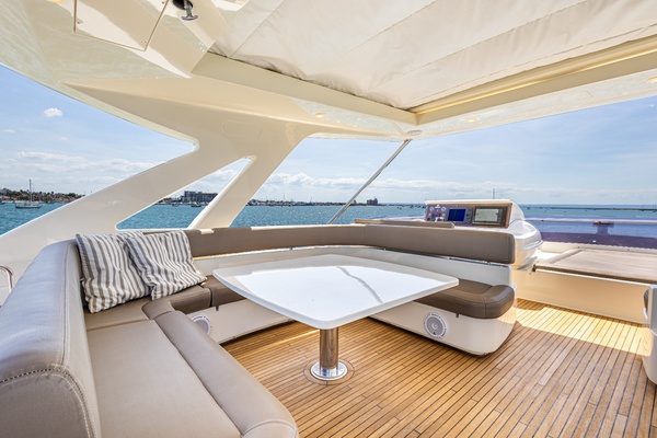 PAPAITO 80ft Ferretti Yachts Yacht For Sale