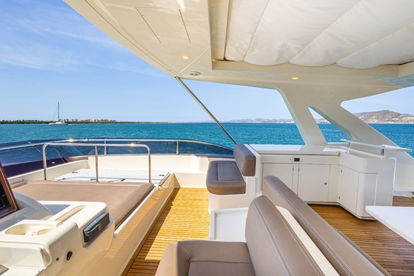 PAPAITO 80ft Ferretti Yachts Yacht For Sale