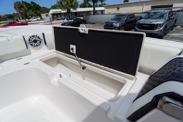 31ft Tidewater Yacht For Sale