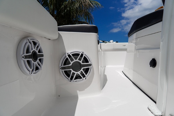 31ft Tidewater Yacht For Sale