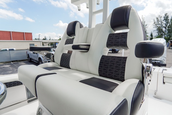 31ft Tidewater Yacht For Sale