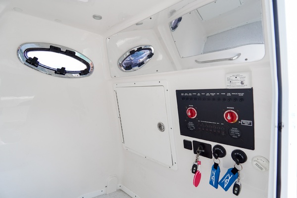 31ft Tidewater Yacht For Sale